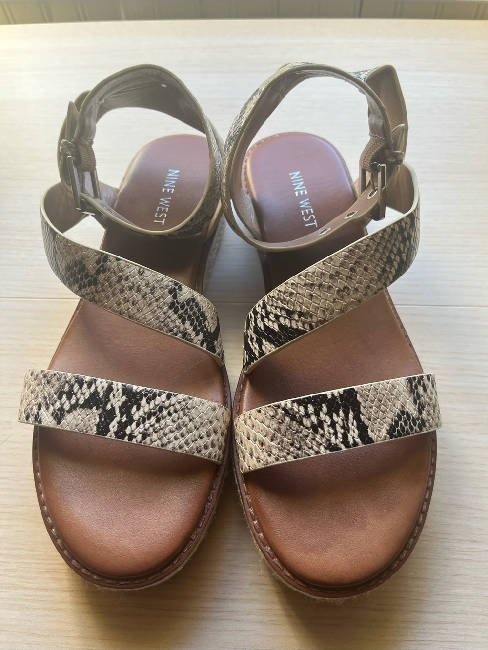 Nine West Snake-Print Brown Leather Strappy Sandals. 8,5